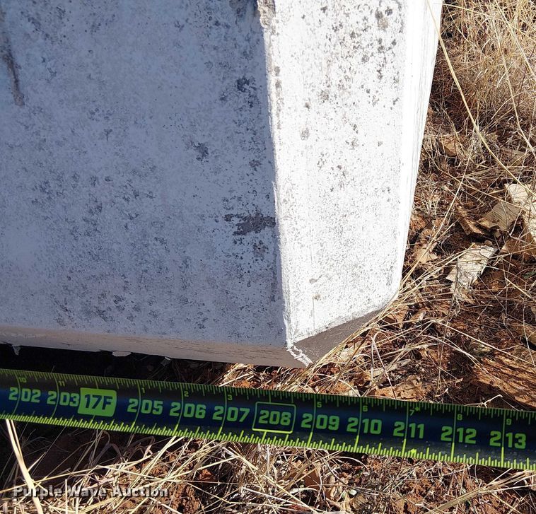 image for item EE1441 Concrete fuel tank