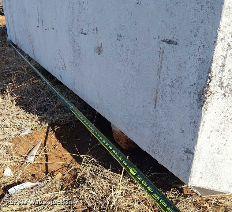 image for item EE1441 Concrete fuel tank