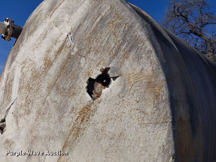 image for item EE1442 Tank