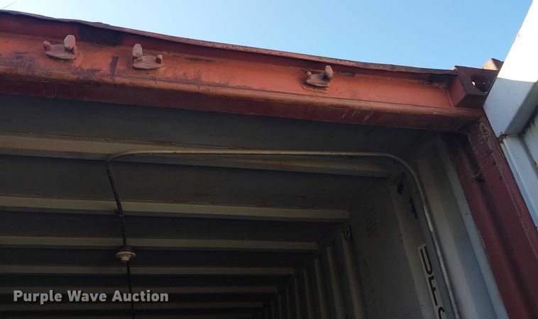 image for item EE1449 1978 Uni-Flex shipping container