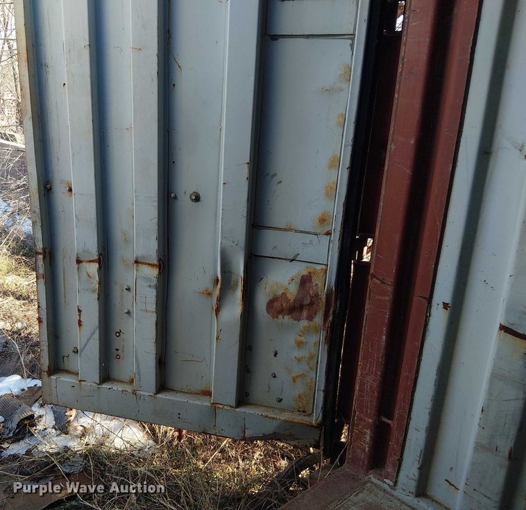 image for item EE1449 1978 Uni-Flex shipping container