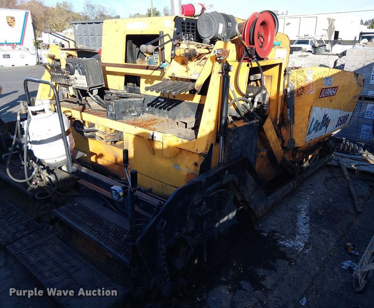 image for item EE5123 2011 LeeBoy 8500B paver