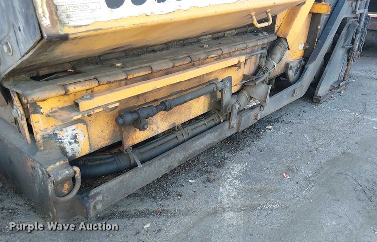 image for item EE5123 2011 LeeBoy 8500B paver