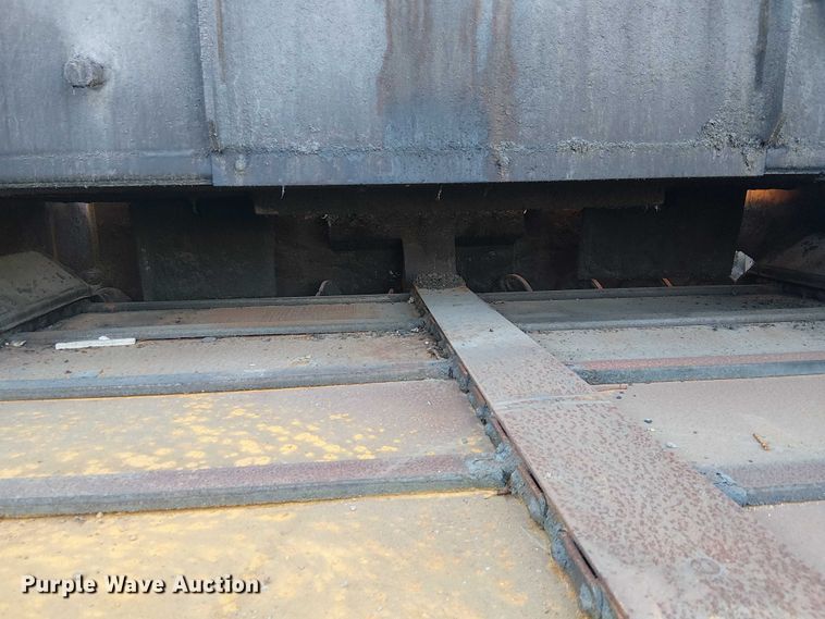 image for item EE5123 2011 LeeBoy 8500B paver