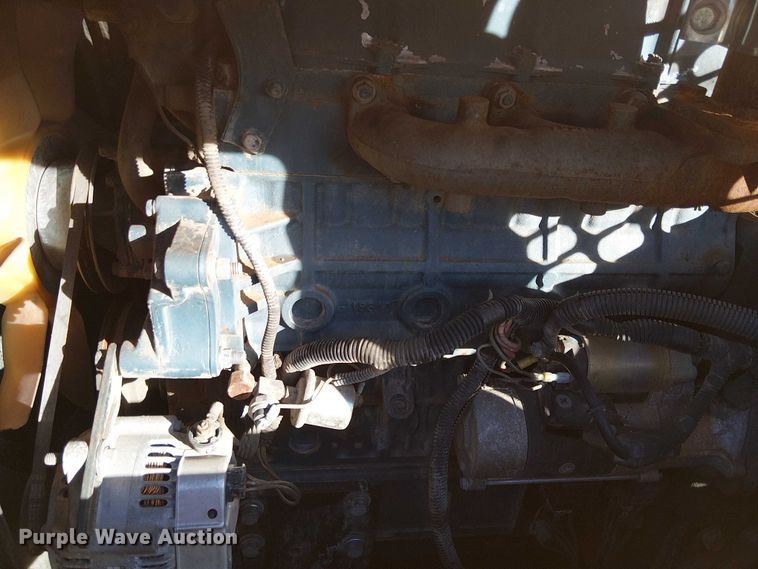 image for item EE5123 2011 LeeBoy 8500B paver