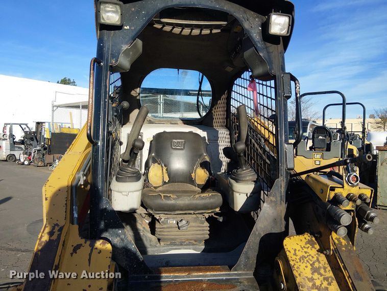 image for item EE5125 2012 Caterpillar 262C skid steer loader
