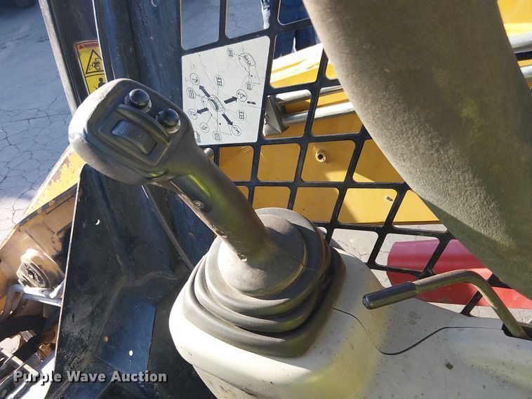 image for item EE5125 2012 Caterpillar 262C skid steer loader