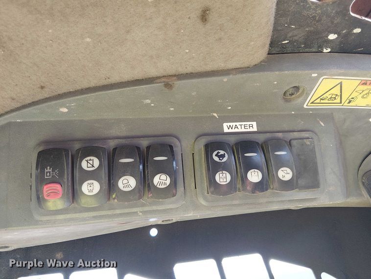 image for item EE5125 2012 Caterpillar 262C skid steer loader