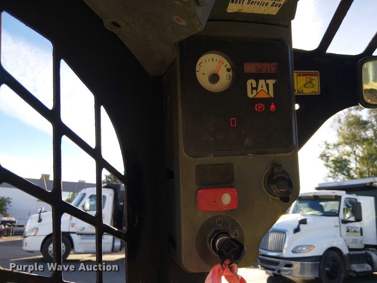 image for item EE5125 2012 Caterpillar 262C skid steer loader