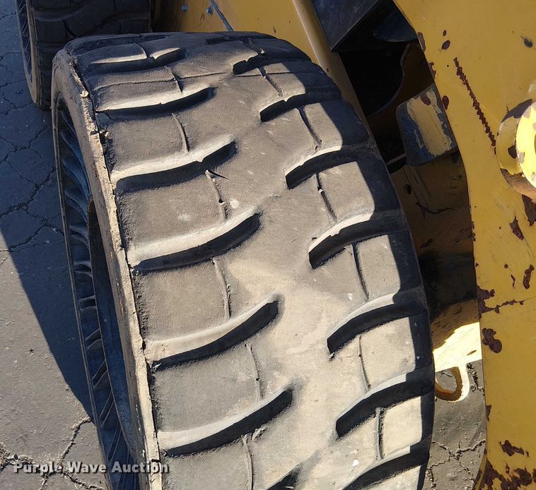 image for item EE5125 2012 Caterpillar 262C skid steer loader