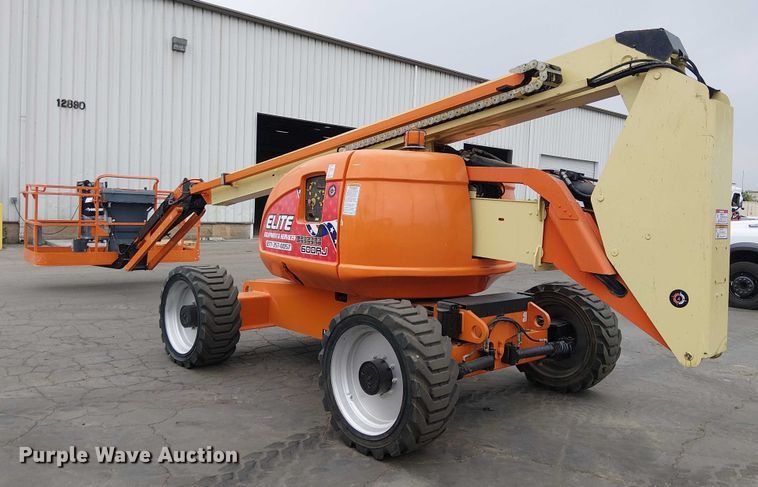 image for item EE5136 2012 JLG 600AJ boom lift