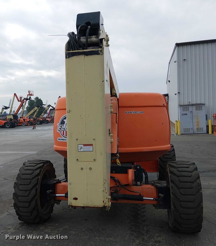 image for item EE5137 2013 JLG 600AJ boom lift