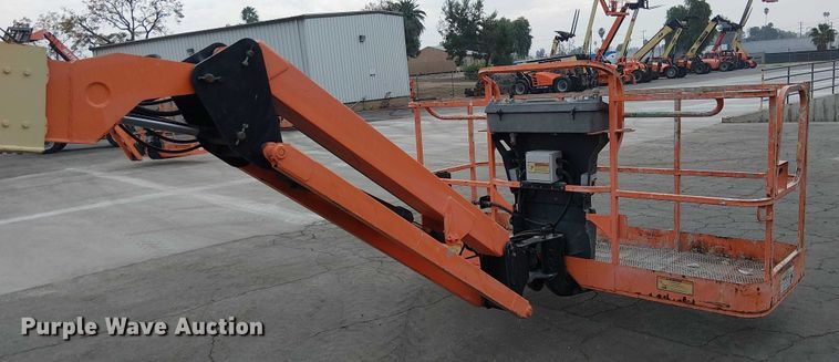 image for item EE5137 2013 JLG 600AJ boom lift