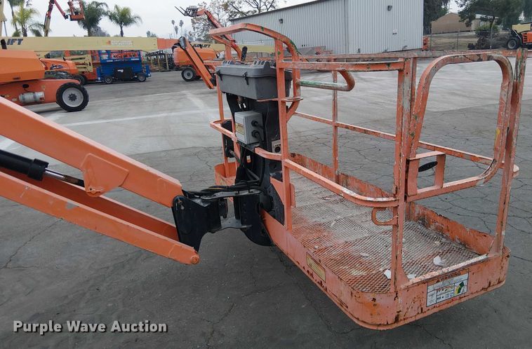 image for item EE5137 2013 JLG 600AJ boom lift