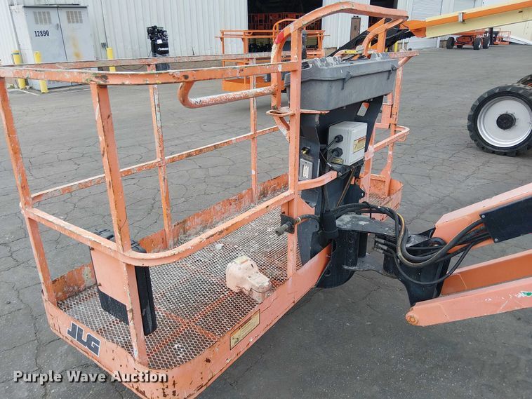 image for item EE5137 2013 JLG 600AJ boom lift