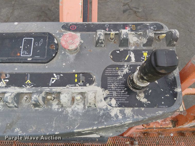 image for item EE5137 2013 JLG 600AJ boom lift