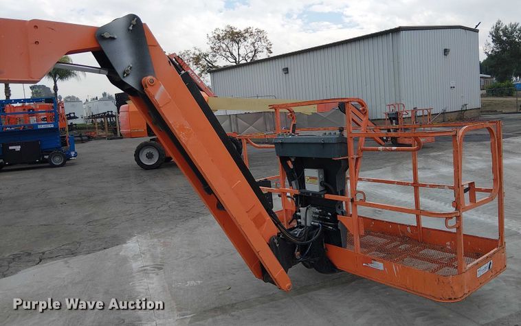 image for item EE5138 2015 JLG 660SJ boom lift