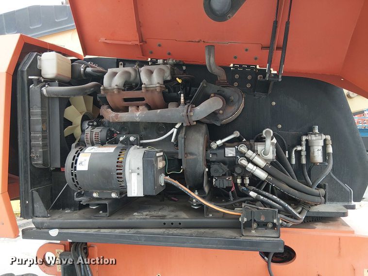 image for item EE5138 2015 JLG 660SJ boom lift