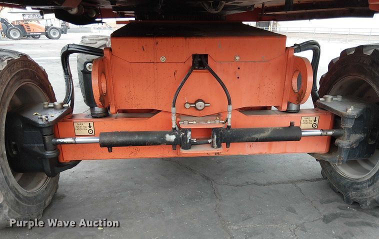 image for item EE5139 2015 JLG 660SJ boom lift