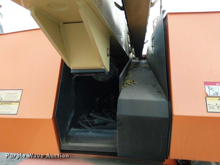 image for item EE5139 2015 JLG 660SJ boom lift