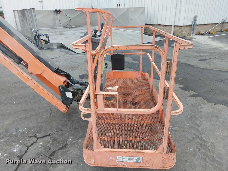 image for item EE5139 2015 JLG 660SJ boom lift