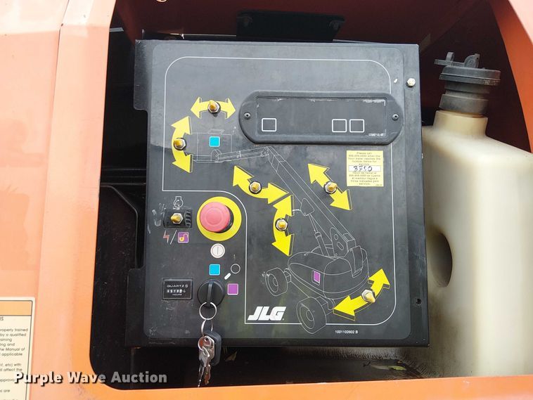 image for item EE5139 2015 JLG 660SJ boom lift