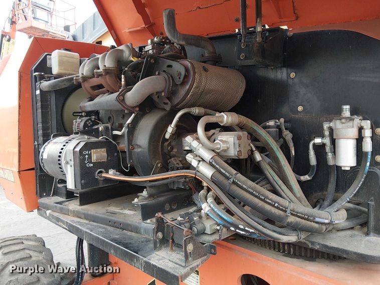 image for item EE5139 2015 JLG 660SJ boom lift