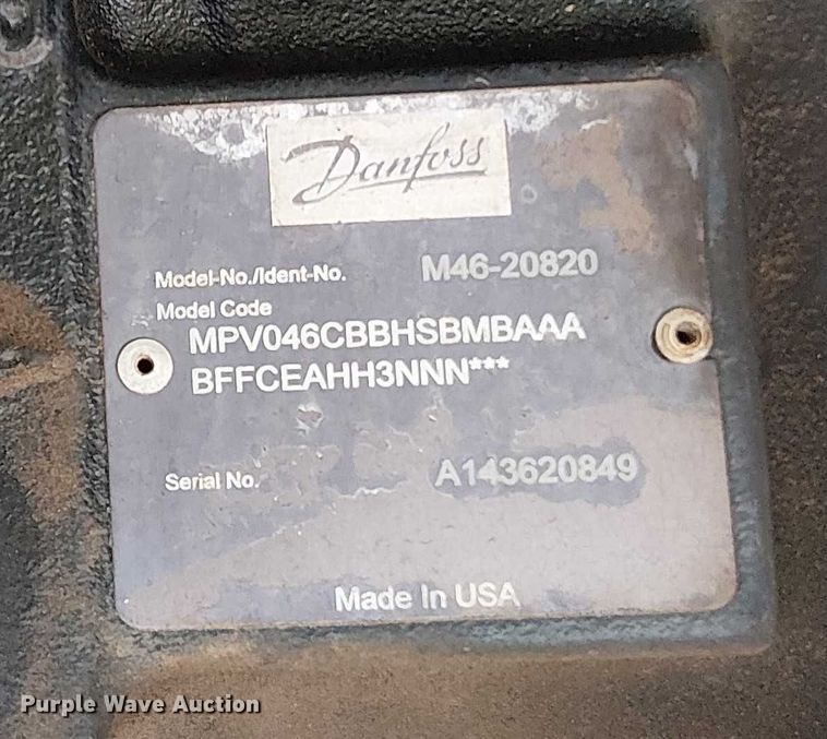 image for item EE5139 2015 JLG 660SJ boom lift