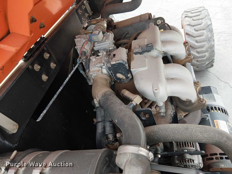 image for item EE5139 2015 JLG 660SJ boom lift