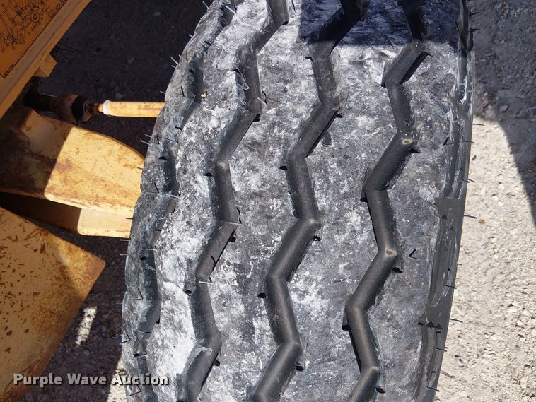 image for item EE5141 2005 Case 580M Series 2 backhoe