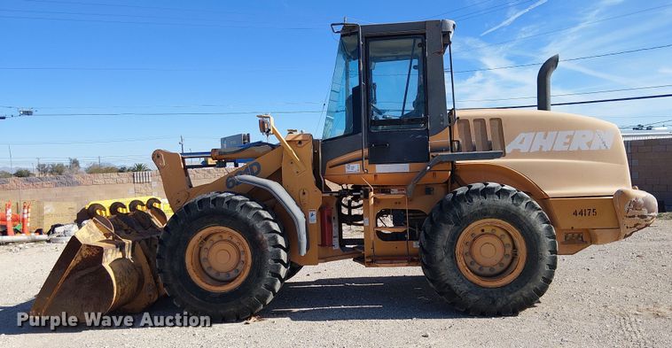 image for item EE5142 2005 Case 621D wheel loader