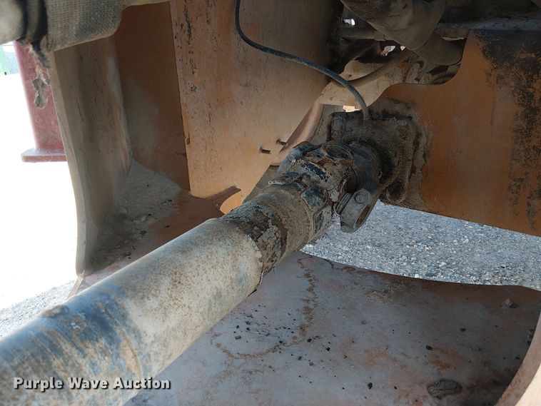 image for item EE5142 2005 Case 621D wheel loader