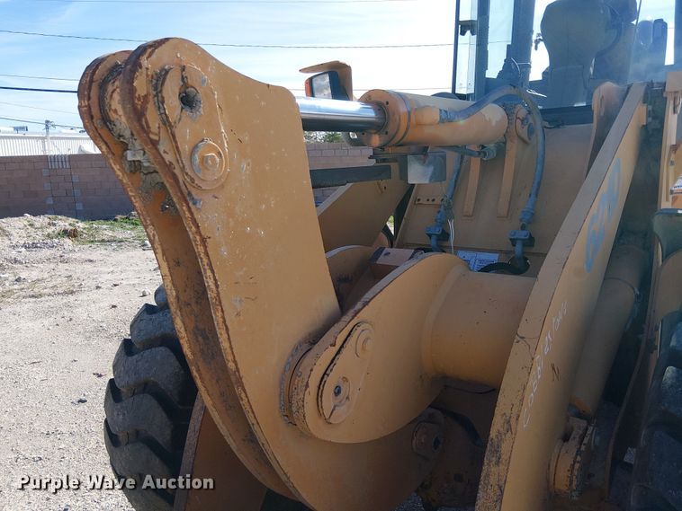 image for item EE5142 2005 Case 621D wheel loader