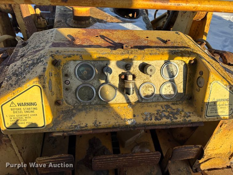 image for item EF2362 Caterpillar 951C track loader