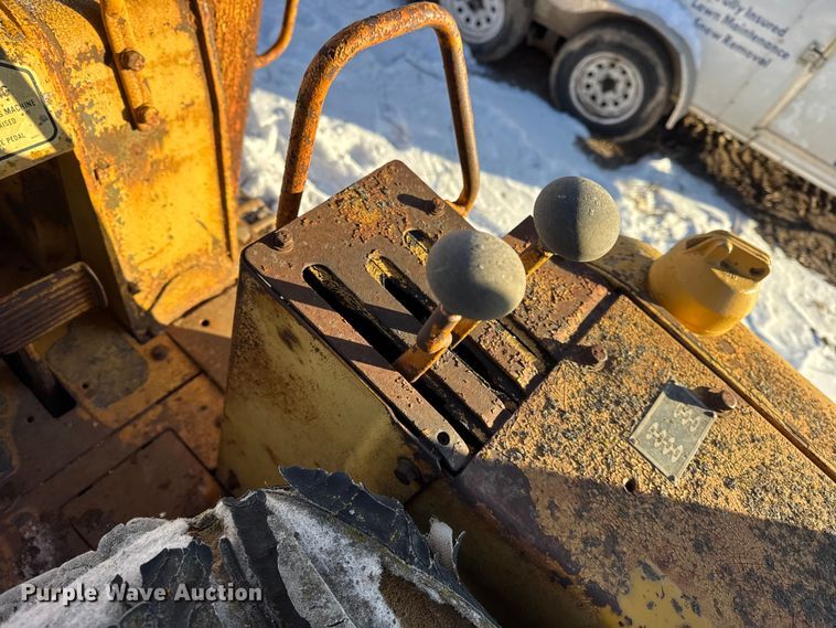 image for item EF2362 Caterpillar 951C track loader