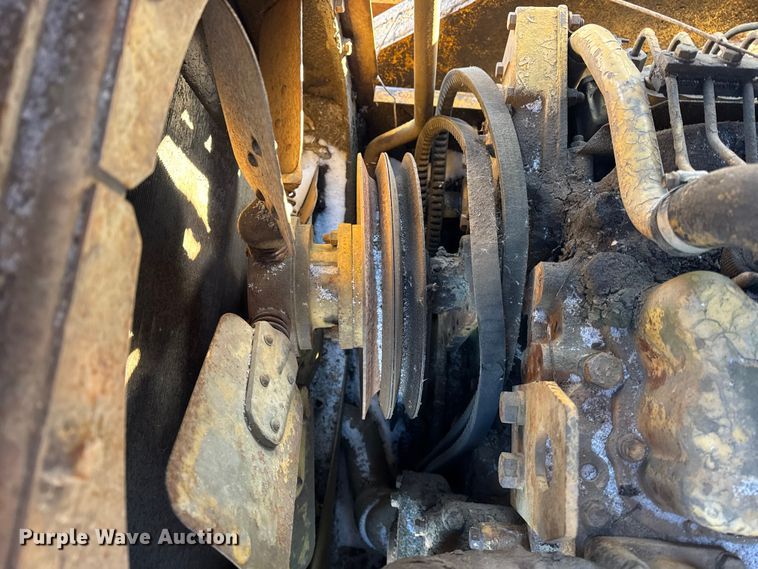 image for item EF2362 Caterpillar 951C track loader