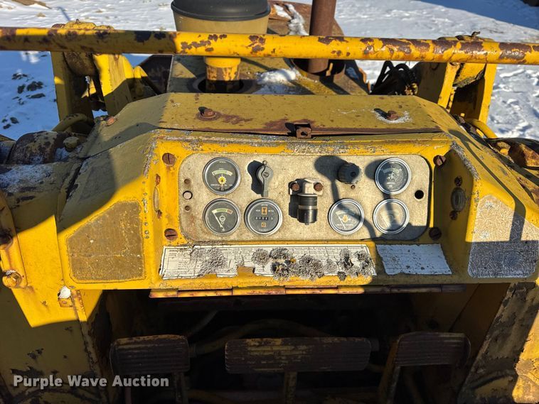 image for item EF2363 Caterpillar 951C track loader