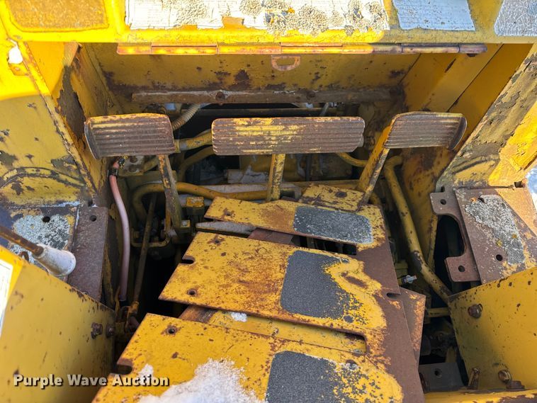 image for item EF2363 Caterpillar 951C track loader