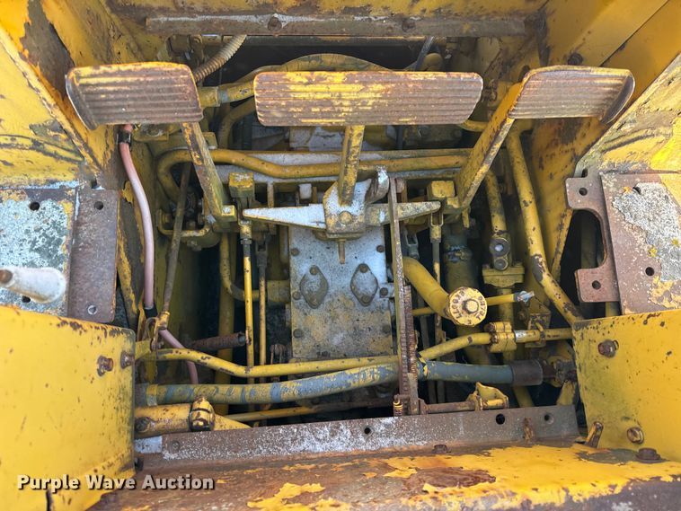 image for item EF2363 Caterpillar 951C track loader