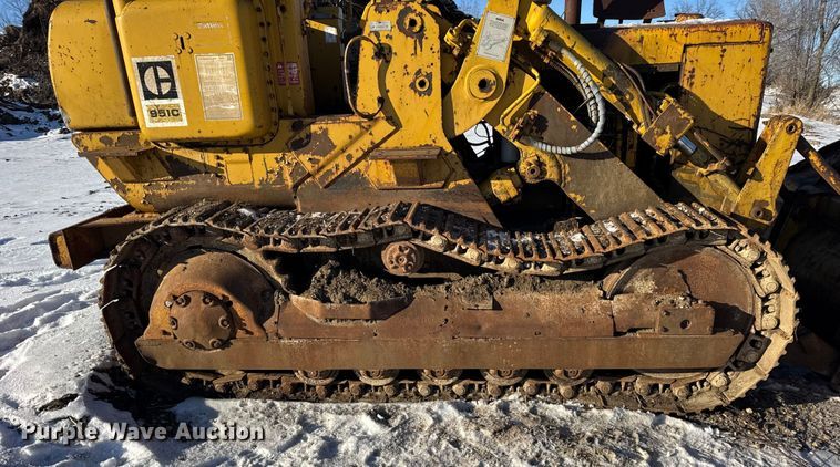 image for item EF2363 Caterpillar 951C track loader