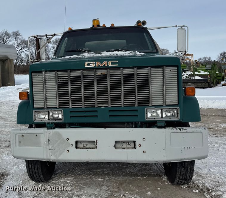 image for item EF2367 1986 GMC C7000 oil distributor truck
