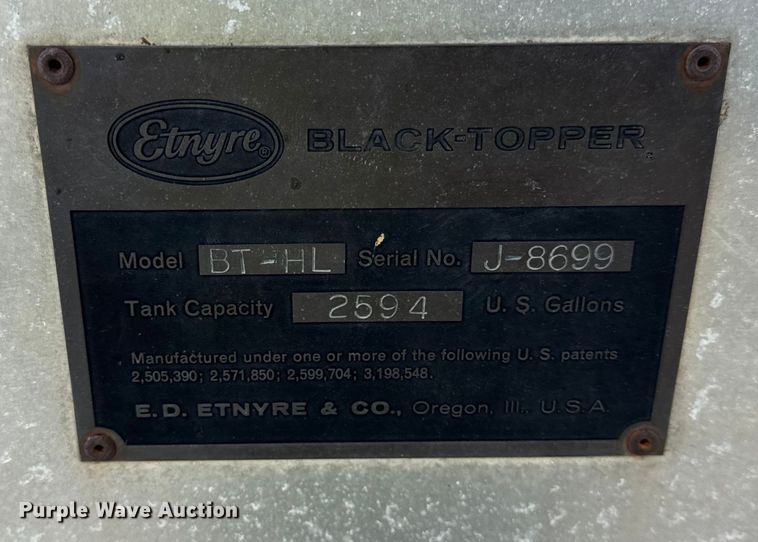 image for item EF2367 1986 GMC C7000 oil distributor truck