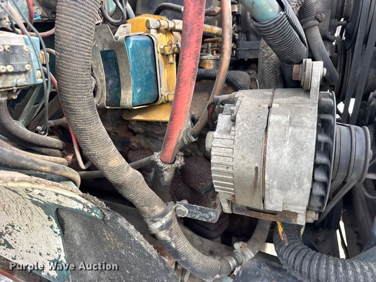 image for item EF2367 1986 GMC C7000 oil distributor truck