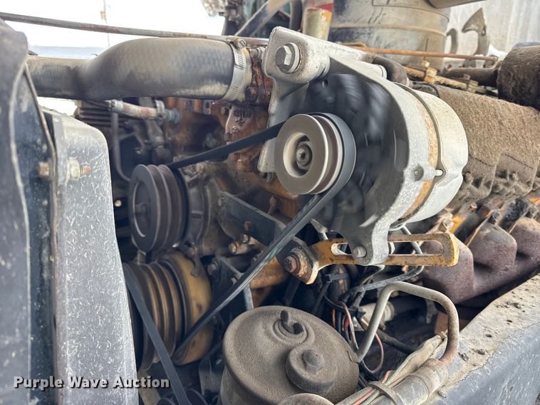 image for item EF2368 1985 Ford C8000 oil distributor truck