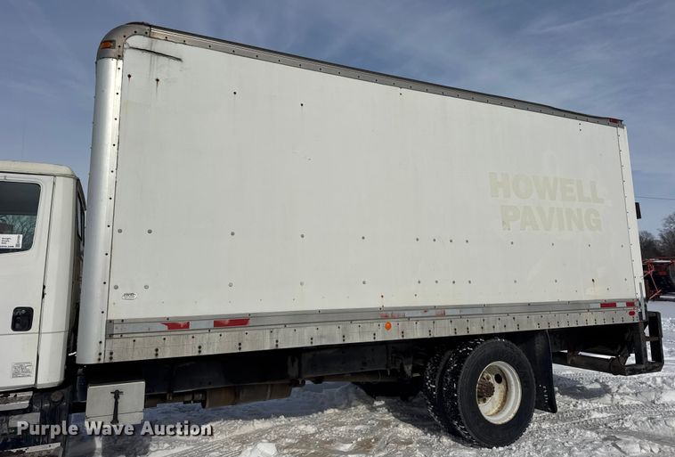 image for item EF2369 1996 Freightliner FL70 box truck