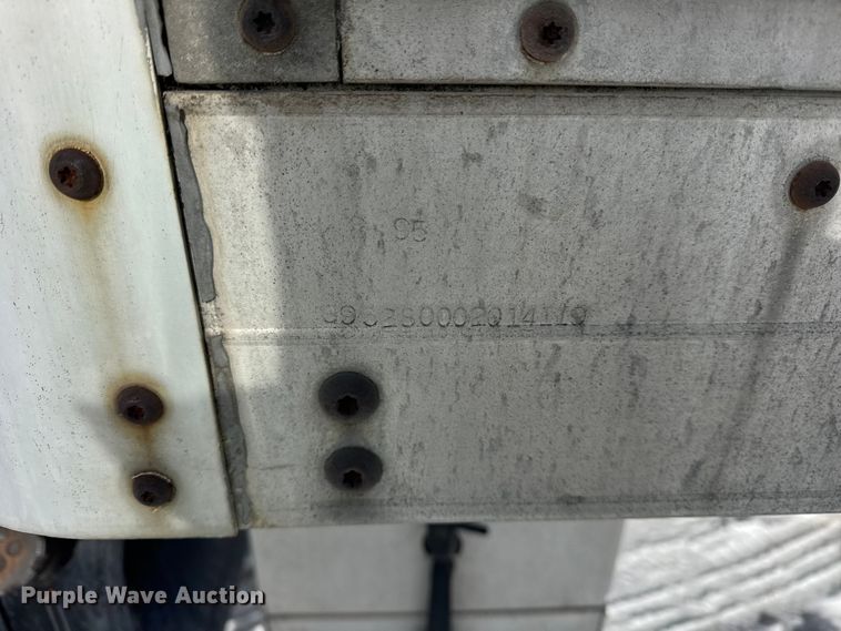 image for item EF2369 1996 Freightliner FL70 box truck