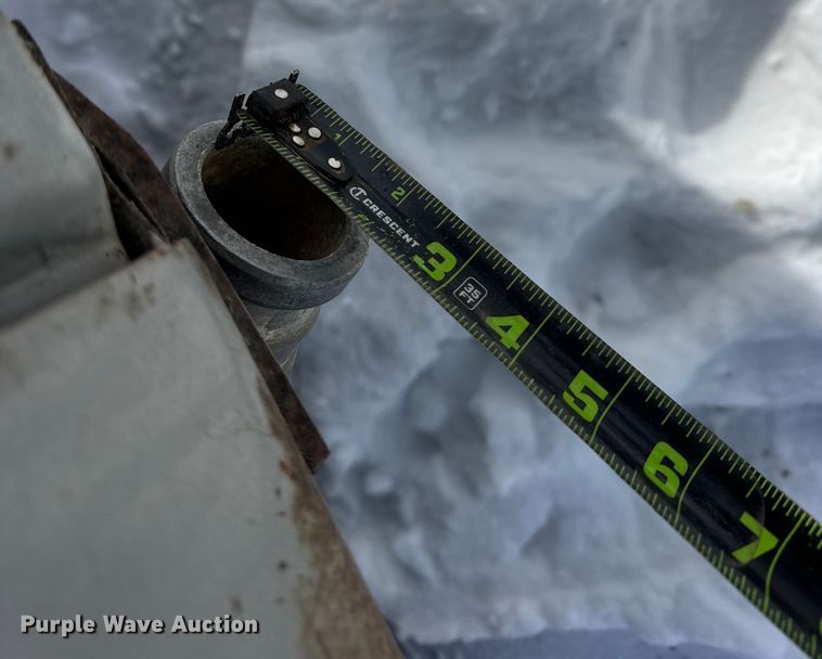 image for item EF2369 1996 Freightliner FL70 box truck