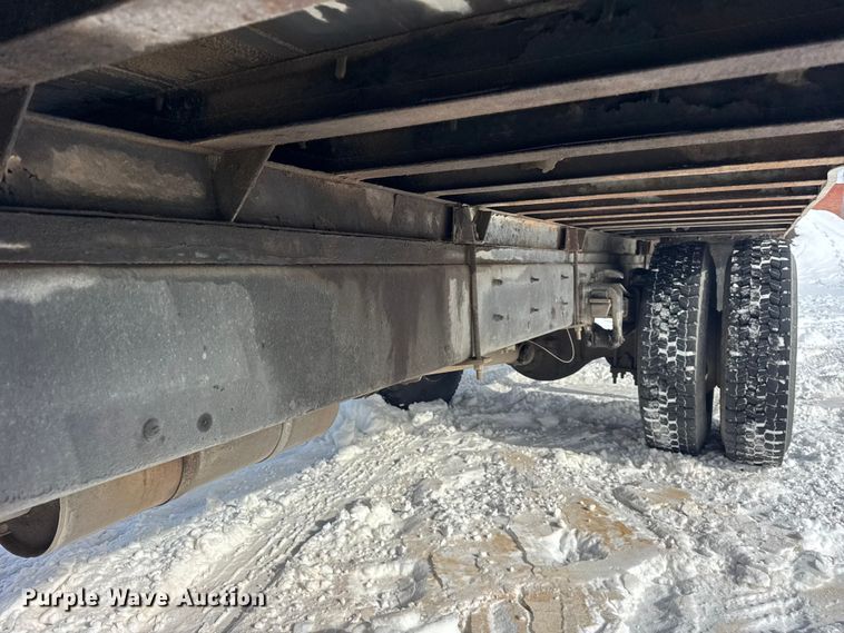 image for item EF2369 1996 Freightliner FL70 box truck