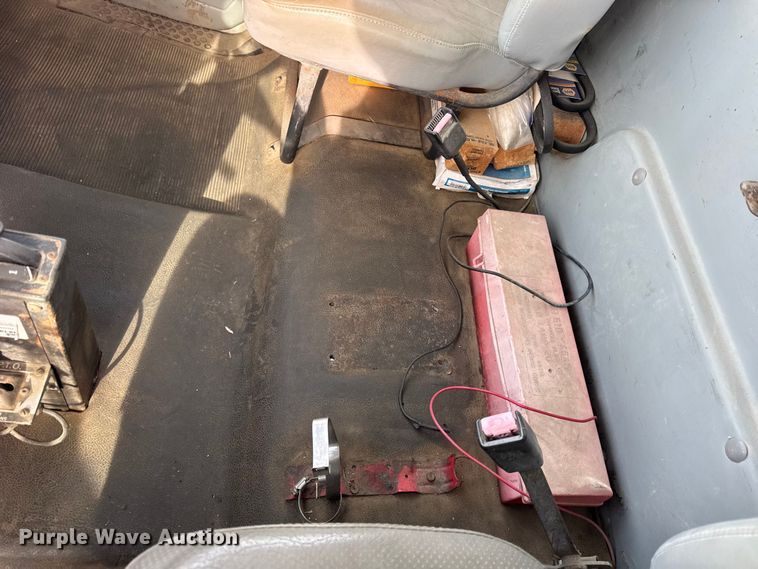 image for item EF2369 1996 Freightliner FL70 box truck