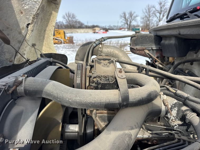 image for item EF2369 1996 Freightliner FL70 box truck